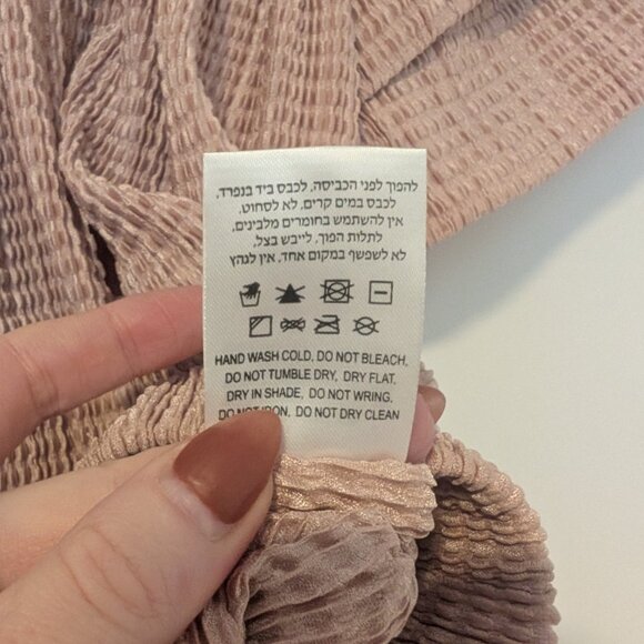 Sabrina Musayev blush ruffled crop top with peep front - Picture 4 of 4